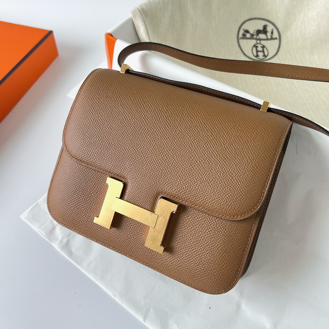 Hermes Constance 24cm Shoulder Bag In Toffee Epsom Leather